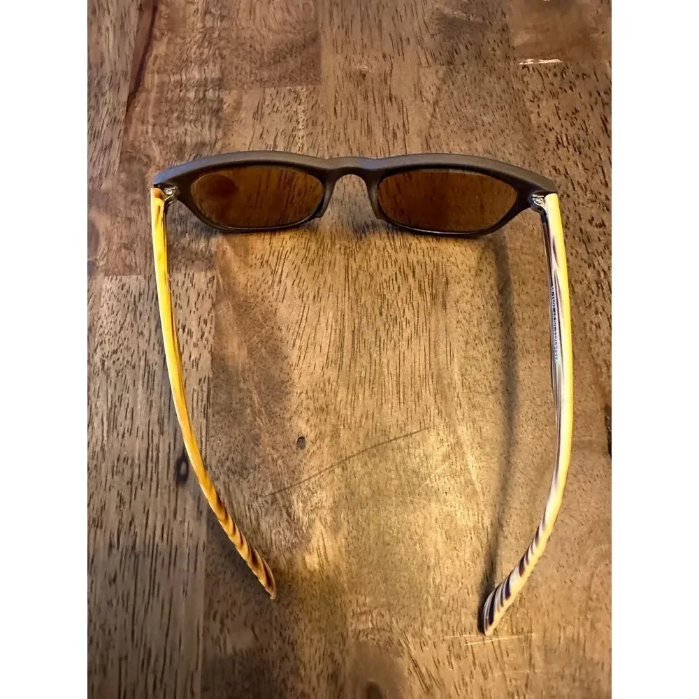 +4.00 sunglasses‎ with case